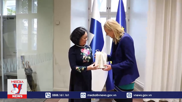 Đồng chí Trương Thị Mai thăm và làm việc tại Phần Lan