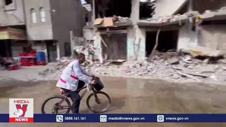 Đạp xe chữa bệnh khắp Gaza