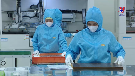 Việt Nam - Góc nhìn từ thế giới: Nâng chất lượng lao động để thu hút doanh nghiệp FDI