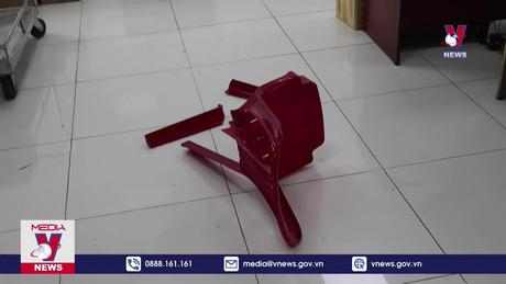 Người nhà bệnh nhân hành hung nhân viên y tế