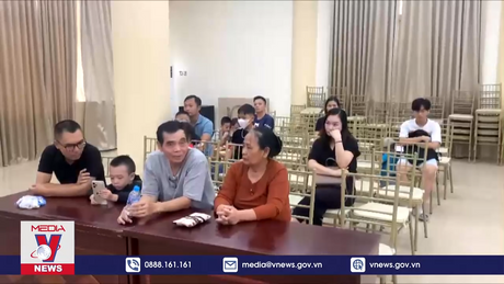 Trao hỗ trợ cho các nạn nhân vụ cháy chung cư mini