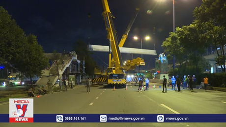 Lắp đặt dầm cầu bộ hành đầu tiên Metro Bến Thành – Suối Tiên