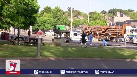 Tai nạn giao thông nghiêm trọng tại Australia