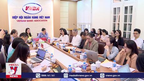 Vướng mắc triển khai luật bảo vệ quyền lợi người tiêu dùng