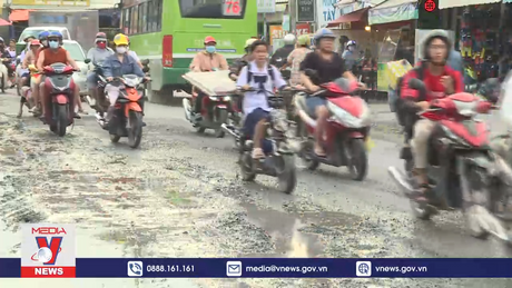 Nhọc nhằn qua những “con đường đau khổ”