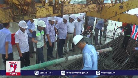 Hợp long cầu sông Ông Đốc tại Cà Mau