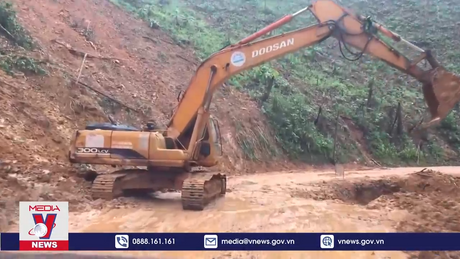 Chậm khôi phục cơ sở hạ tầng sau mưa lũ