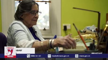 Người hoạ sĩ có 80 năm cầm cọ