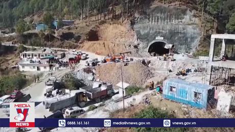 Các công nhân vụ sập hầm Ấn Độ vẫn an toàn