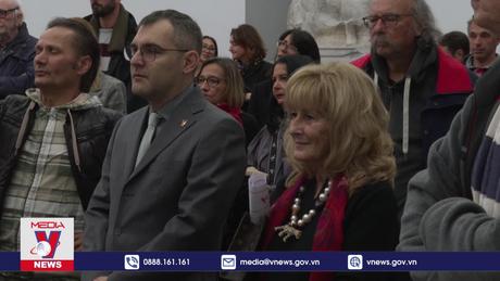 Genoa mãi chảy trong huyết quản của nhân dân Việt Nam