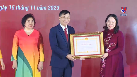 Bản tin tiếng Anh ngày 15/11/2023