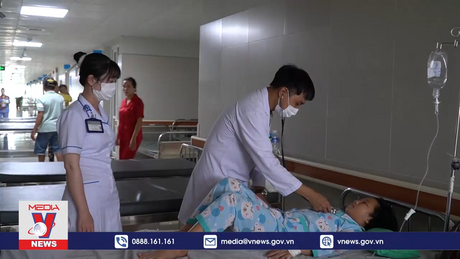 87 học sinh ở Kiên Giang nghi bị ngộ độc thực phẩm