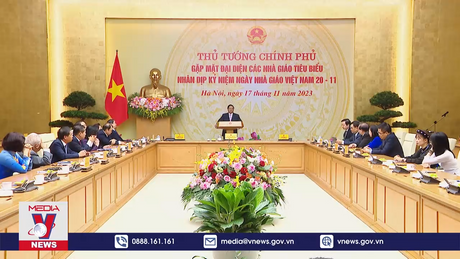 Cần tập trung hoàn thiện cơ chế, chính sách đãi ngộ giáo viên