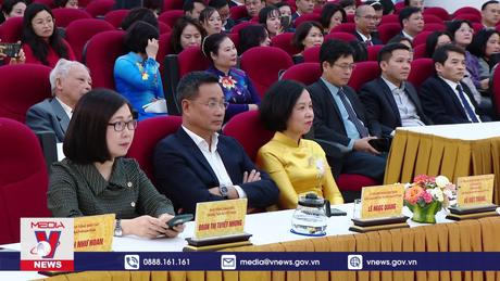 Tri ân hơn 30 giáo viên vùng khó