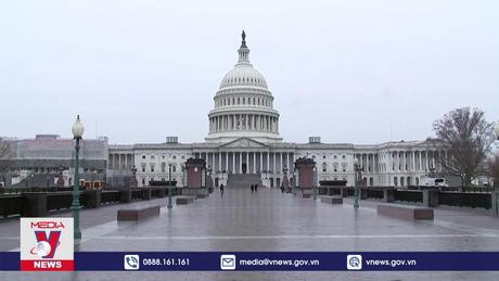 Tổng thống Mỹ ký ban hành dự luật ngân sách tạm thời