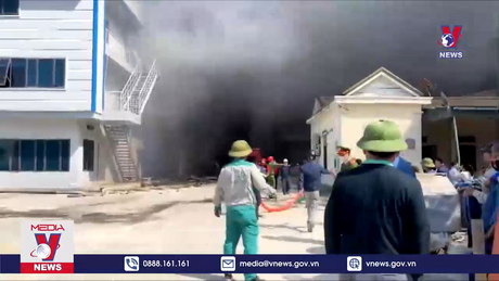 Cháy lớn tại ở khu công nghiệp Nam Cấm, Nghệ An