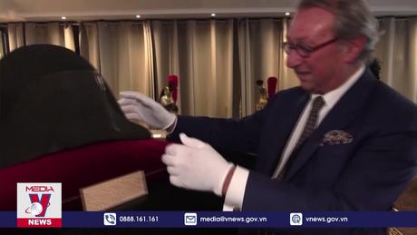 Đấu giá chiếc mũ của Hoàng đế Napoleon