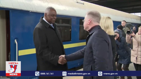 Bộ trưởng Quốc phòng Mỹ thăm Ukraine