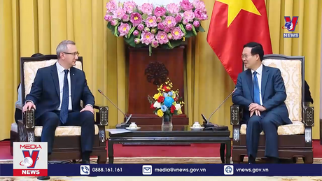 Chủ tịch nước tiếp Thống đốc tỉnh Kaluga, Liên bang Nga