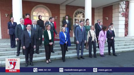 Chính phủ mới ở Tây Ban Nha tiến hành phiên họp đầu tiên