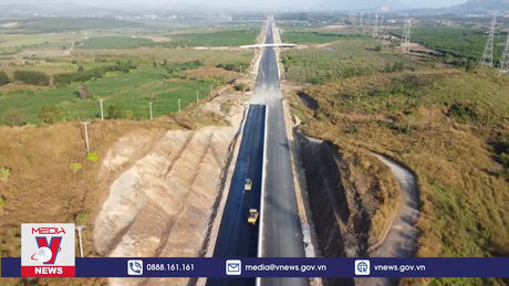 Khẩn trương xây dựng quy chuẩn đường cao tốc