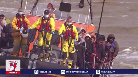 Số người di cư đến Anh tăng cao kỷ lục