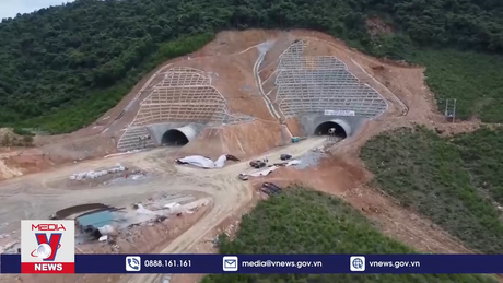 Thúc đẩy triển khai các công trình, dự án trọng điểm quốc gia