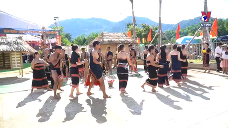 Hành trình Việt 366: Độc đáo sáo Đinh tút của đồng bào Giẻ Triêng