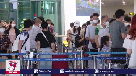 Giá vé máy bay Tết tăng từng ngày