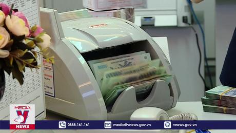 Tiền gửi vào ngân hàng tiếp tục lập kỷ lục