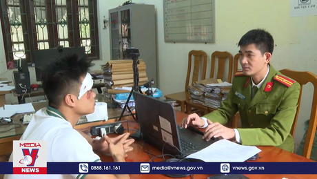 Bắt khẩn cấp 2 đối tượng về hành vi chống người thi hành công vụ