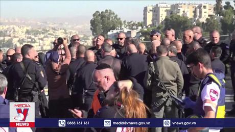 Nổ súng ở Jerusalem khiến nhiều người thương vong