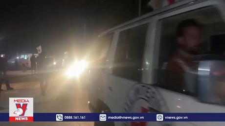 Hamas thả thêm con tin Israel