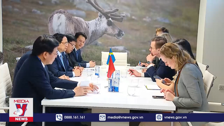 Thủ tướng Phạm Minh Chính gặp Thủ tướng Thụy Điển