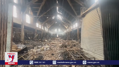 Hàng trăm lô hàng bị ảnh hưởng trong vụ cháy chợ Khe Tre, Thừa Thiên - Huế
