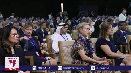 Các nước cam kết thúc đẩy năng lượng sạch