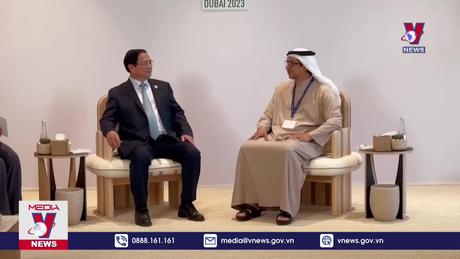 Thủ tướng Phạm Minh Chính gặp Phó Tổng thống UAE