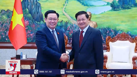 Chủ tịch Quốc hội hội kiến Tổng Bí thư, Chủ tịch nước Lào