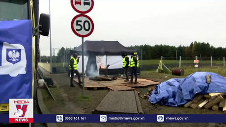 Ukraine và Ba Lan mở cửa khẩu biên giới