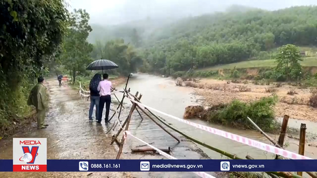 Hạ tầng giao thông miền núi Quảng Ngãi hư hỏng sau lũ