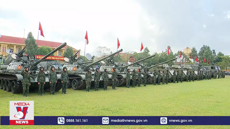 Chủ tịch nước thăm Lữ đoàn Tăng thiết giáp 574, Quân khu 5