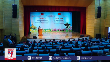 Chủ tịch Quốc hội gặp mặt thày trò Trường Hữu nghị T78