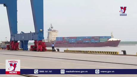 Xuất nhập khẩu 11 tháng thấp nhất trong ba năm 