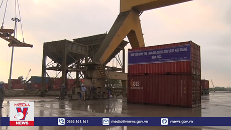 Cảng Hậu Giang đón tấn hàng thứ một triệu