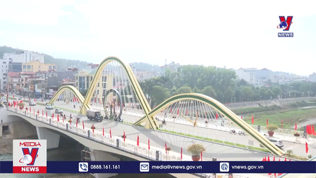 Khánh thành cầu Thanh Bình bắc qua sông Nậm Rốn
