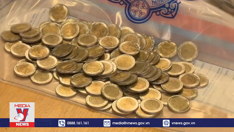 Triệt phá tổ chức sản xuất, tiêu thụ tiền xu giả tại châu Âu