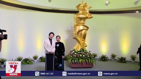 Phu nhân Tổng Bí thư Nguyễn Phú Trọng và Phu nhân Tổng Bí thư, Chủ tịch nước Trung Quốc Tập Cận Bình thăm Bảo tàng Phụ nữ Việt Nam