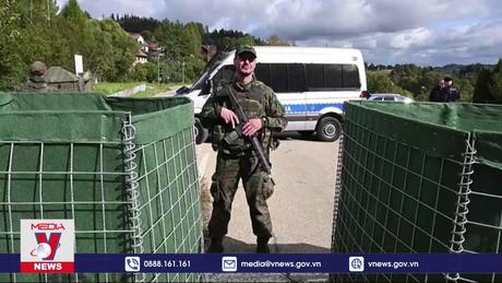 Số người di cư bất hợp pháp đến EU cao nhất trong 7 năm