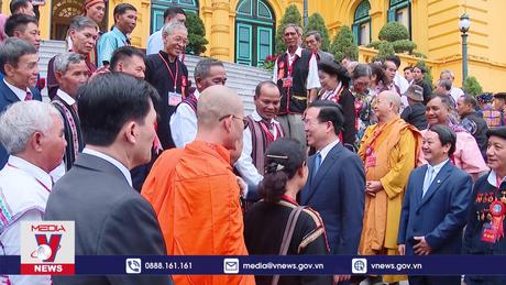 Chủ tịch nước gặp mặt đại biểu Người có uy tín vùng đồng bào dân tộc thiểu số