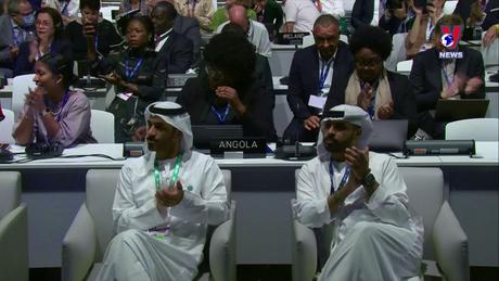 Thế giới hôm nay: “Sự khởi đầu cho hồi kết” đối với nhiên liệu hóa thạch